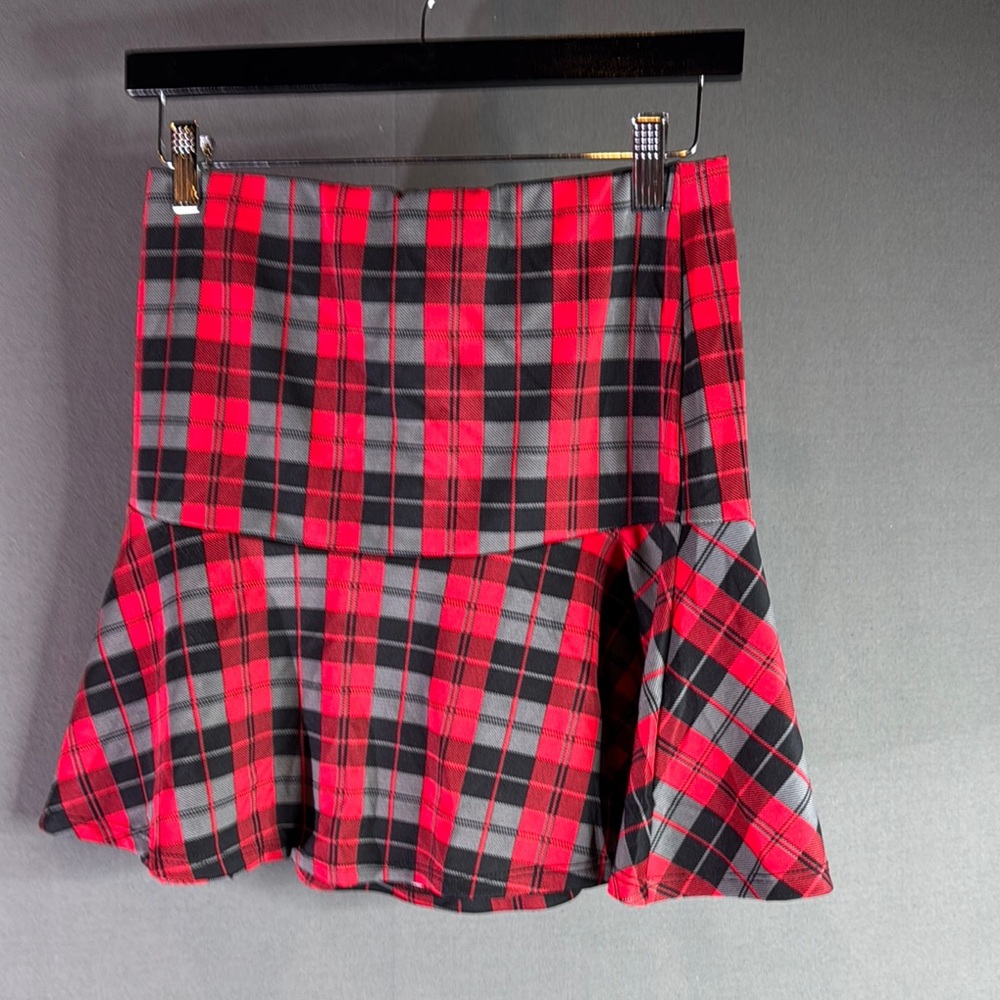 Sans souci Plaid Red and Black Women's Skirt size medium